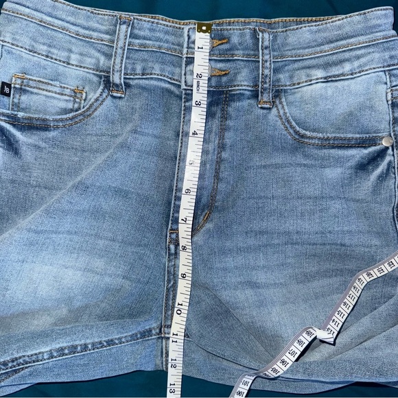 Judy Blue wide leg crop size 5/27 - Picture 5 of 8